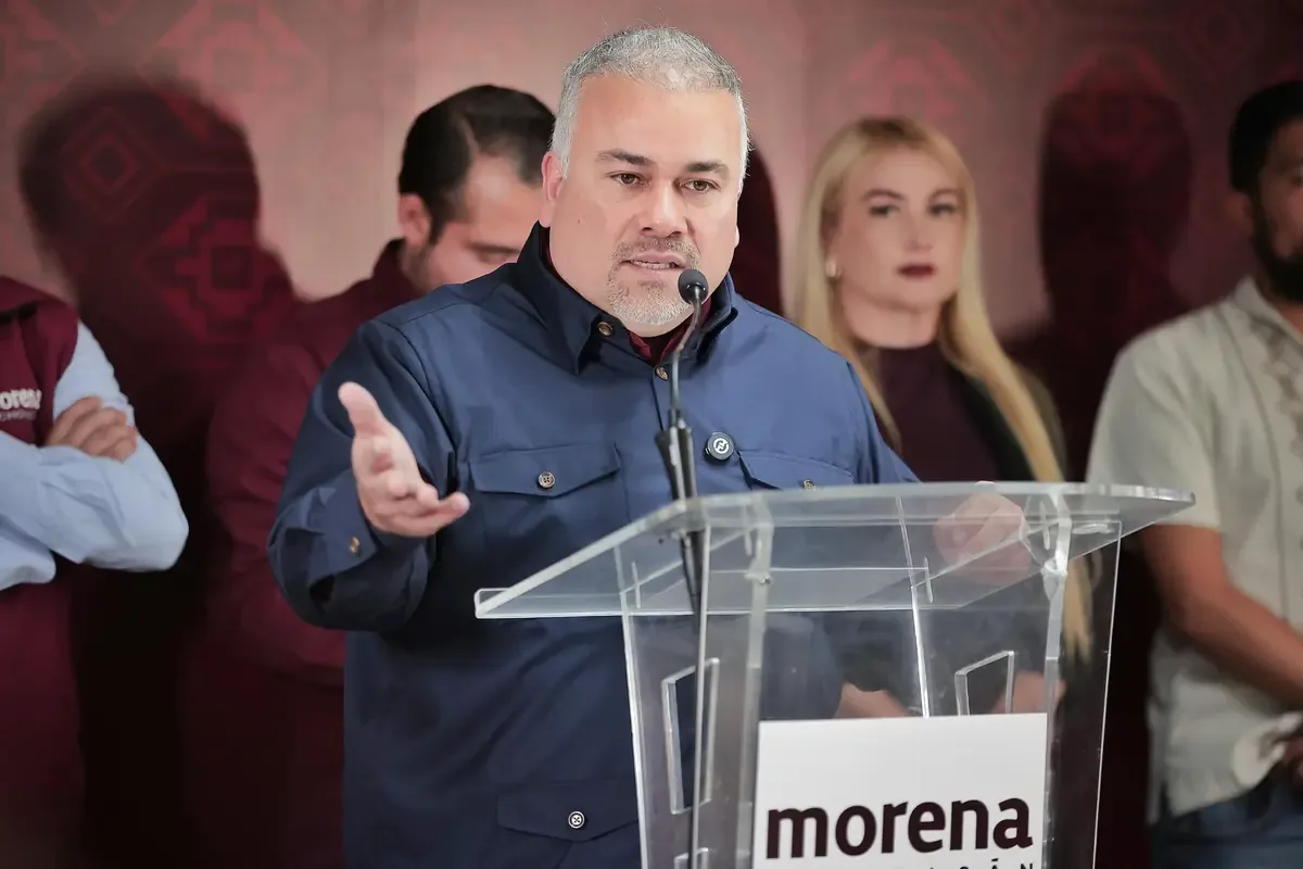El líder de Morena destaca que su partido mantiene una ventaja significativa en las encuestas.