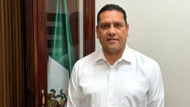 Ricardo Santana, Gerente General del Consejo de Urbanización, destaca la importancia de la coalición para Chihuahua en las próximas elecciones.