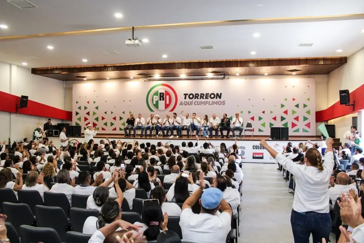 Mítines y actividades en cruceros fortalecen el apoyo a los candidatos en Coahuila.