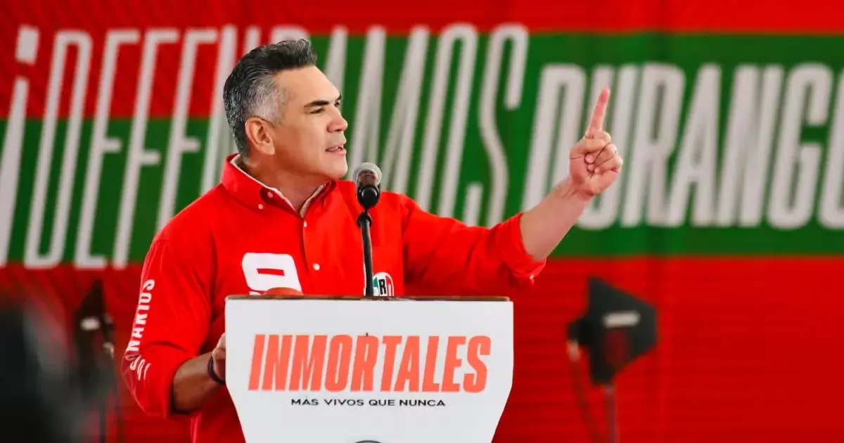 El dirigente del PRI explora coaliciones regionales para competir con Morena.