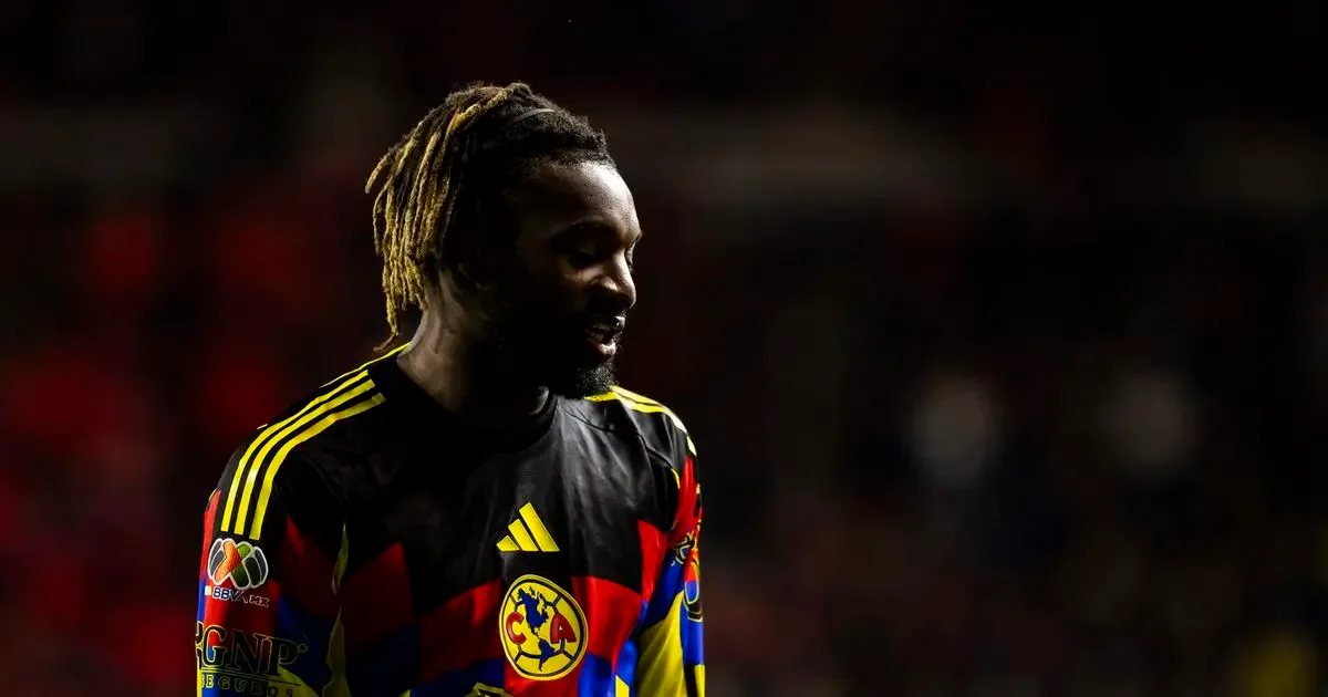 Allan Saint-Maximin agradece a la afición del Club América en redes sociales.