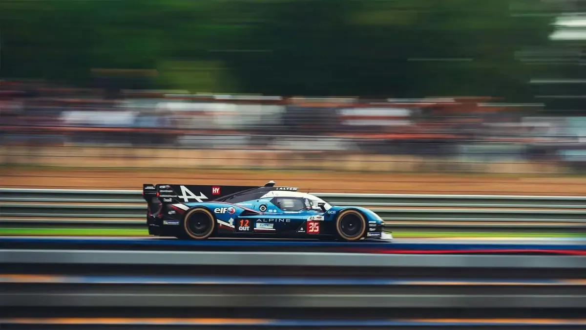 La retirada de Alpine del WEC deja a pilotos y equipo en búsqueda de nuevos contratos urgentes.