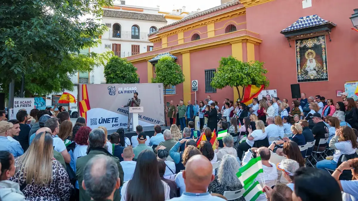 El eurodiputado intenta captar votos en su tierra natal en un nuevo intento electoral.