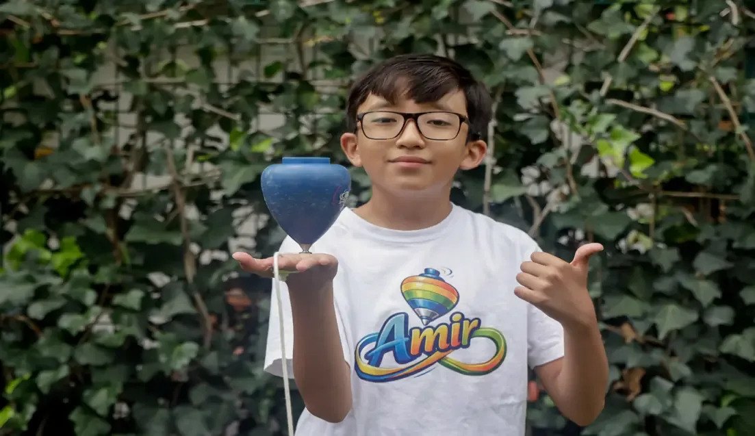 El campeón mundial juvenil de trompo necesita recursos para competir en Japón.