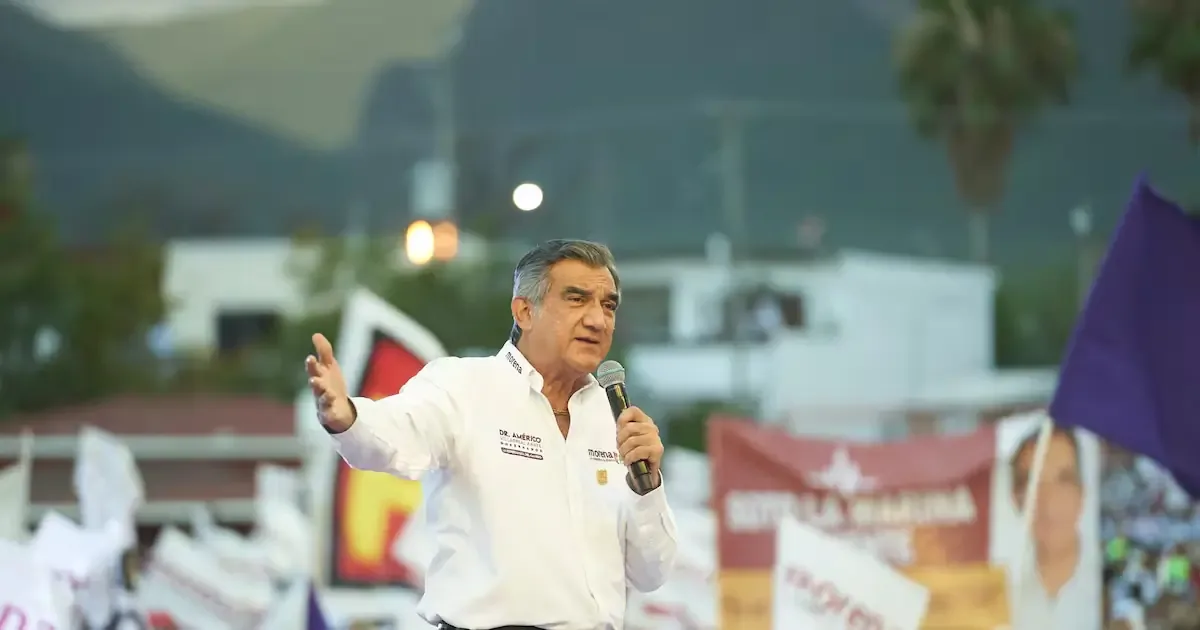 El gobernador de Tamaulipas negó tener problemas migratorios tras polémicas publicaciones.