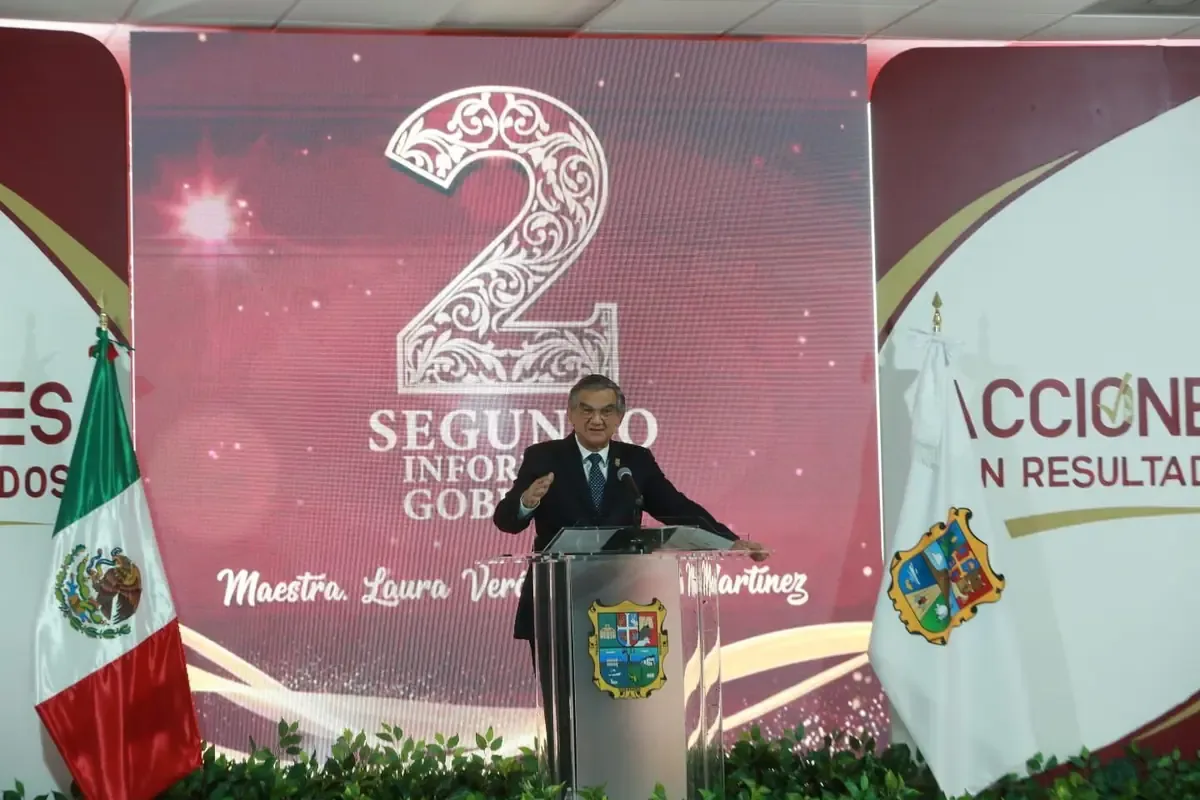 El gobernador revisa avances y compromisos en infraestructura y programas sociales en varios municipios.