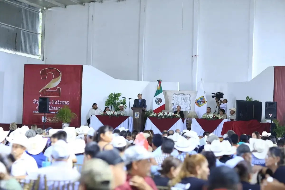 El gobernador del estado reafirma su compromiso con el desarrollo de la infraestructura rural en Tamaulipas.