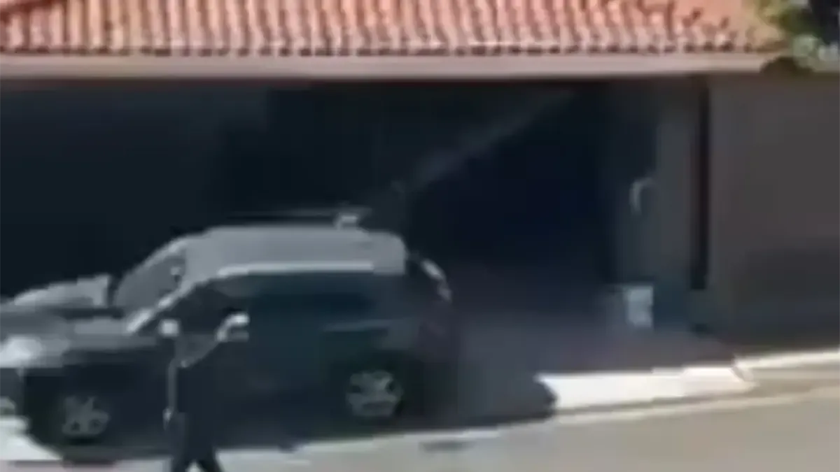 Ana Karen Guadalupe Cruz Garza fue atropellada en una concurrida avenida y se encuentra en un hospital con lesiones graves.