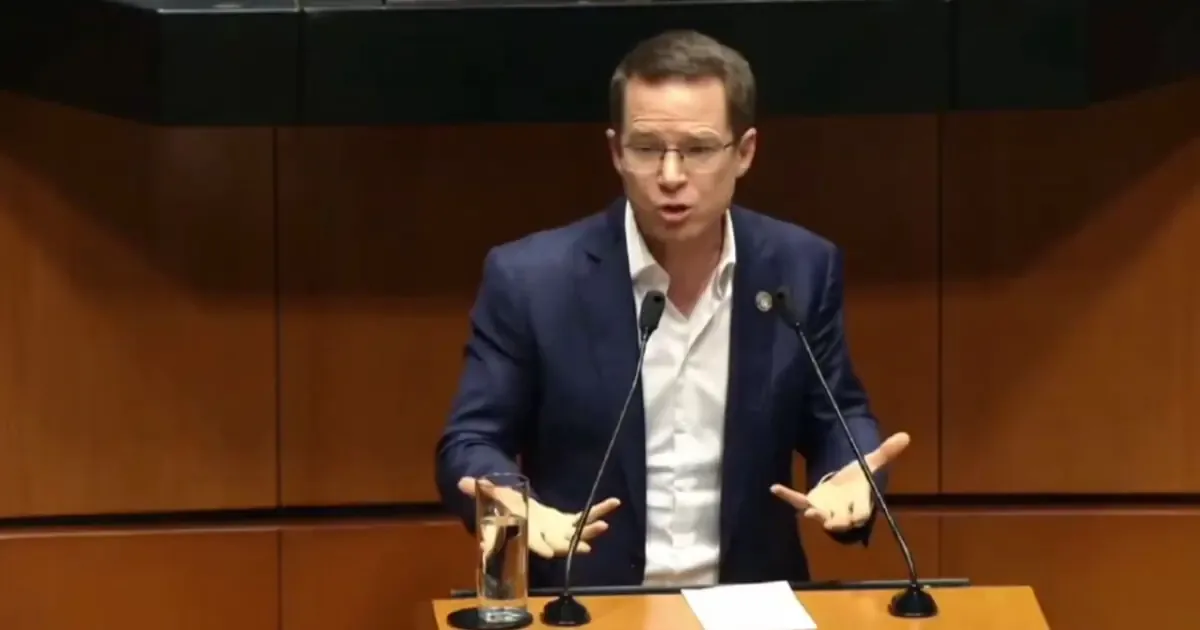 El senador del PAN exige una investigación sobre el gobernador de Sinaloa, Rubén Rocha Moya, y sus vínculos con el narcotráfico.