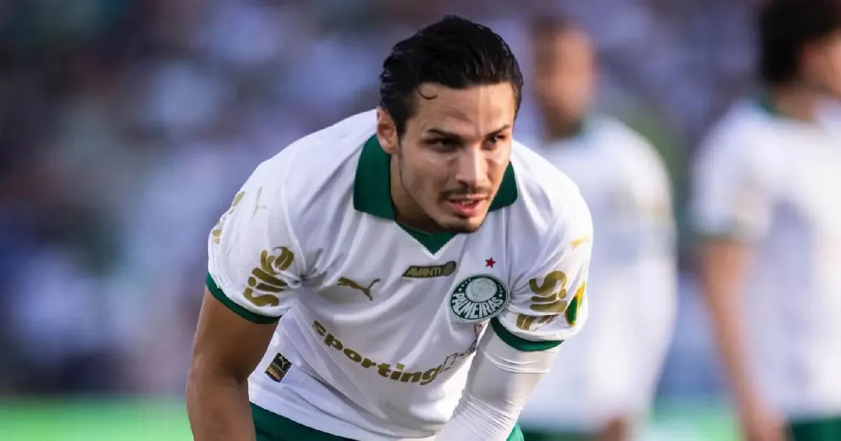 André Jardine, director técnico del América, analiza la posible participación de Raphael Veiga.