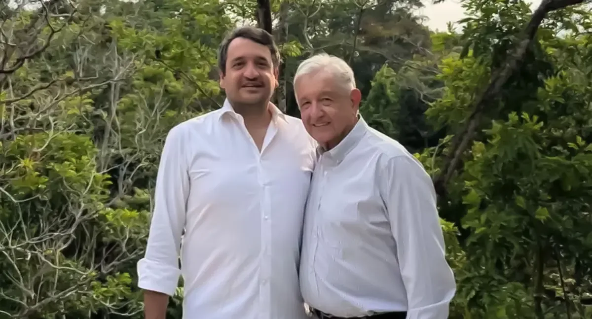 La imagen se difunde en el marco de su posible candidatura a diputado federal.