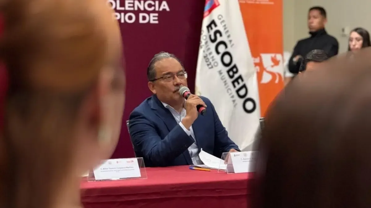 El alcalde de Escobedo se postula para liderar a su partido en elecciones futuras.
