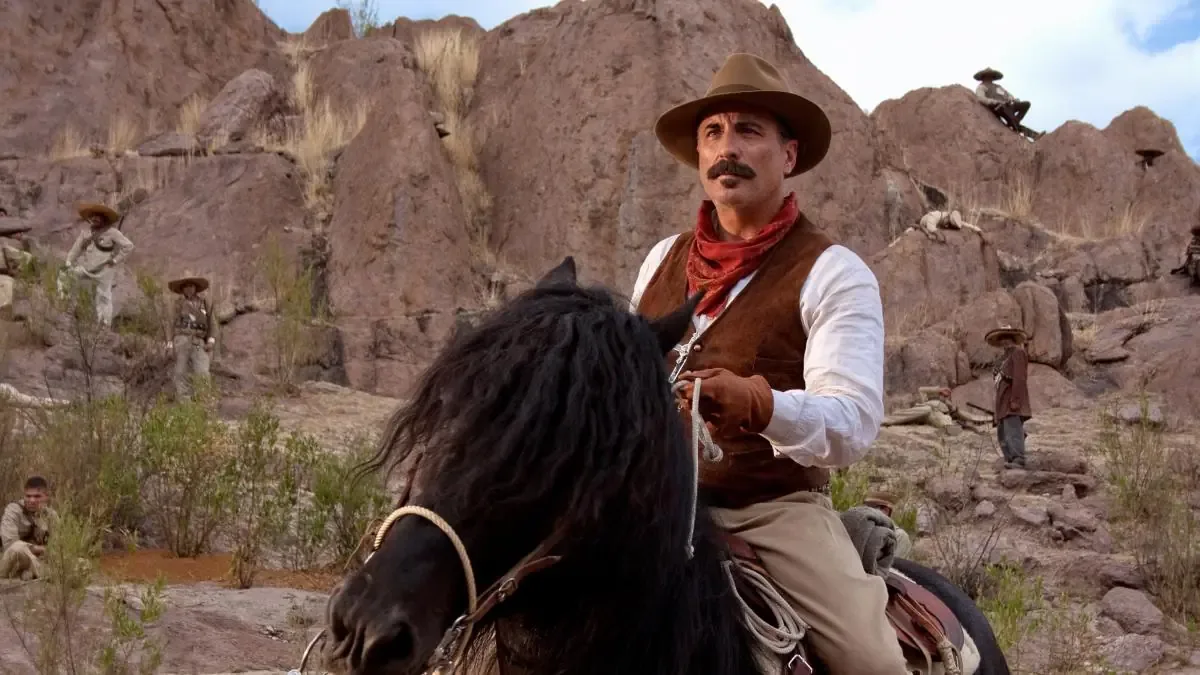 El actor recuerda su experiencia en México y el reestreno de Cristiada, una película sobre una guerra en el país.