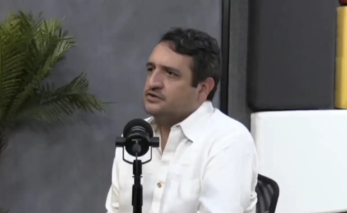 Hijo de AMLO revela que respetó un pacto familiar al no competir antes.
