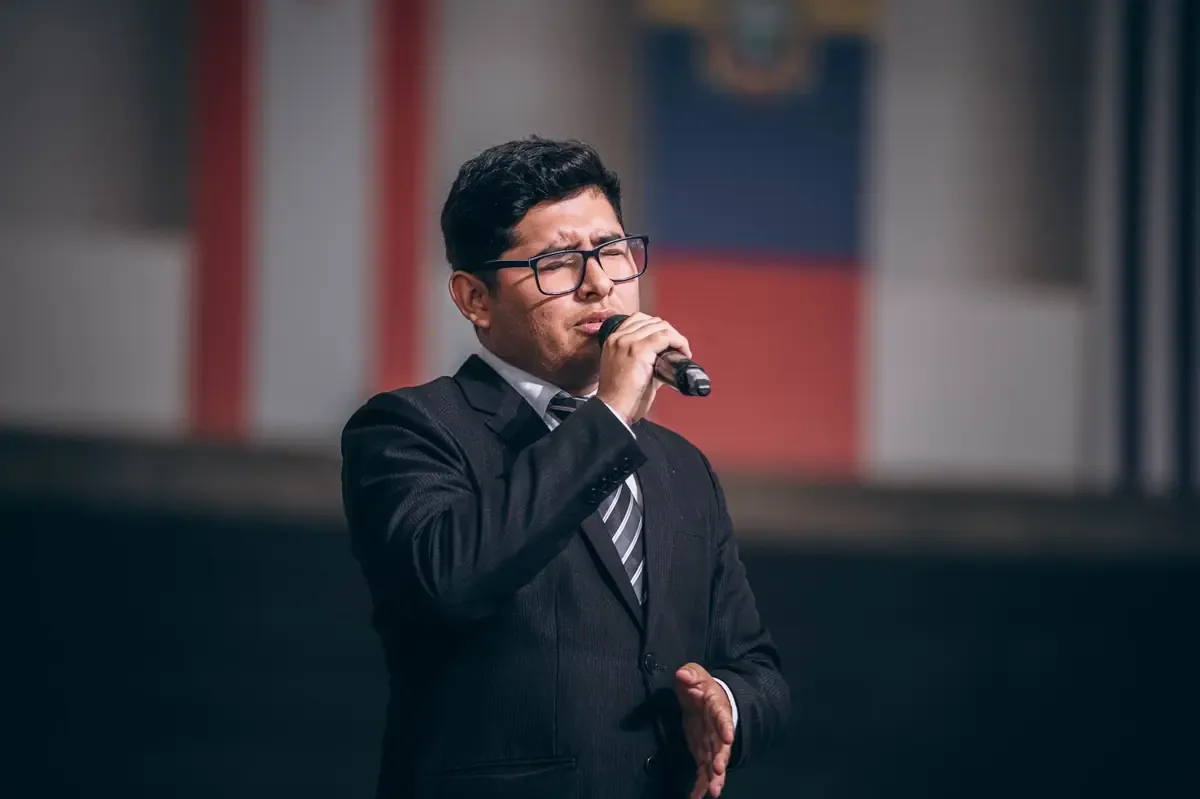 La cancelación de la visa de Andy López provoca reacciones sobre la soberanía nacional y la relación con Estados Unidos.