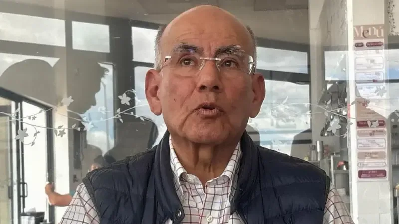 El diputado Luis Antonio Zapata valora su futuro político en relación a la alcaldía de Corregidora y la gubernatura del estado.