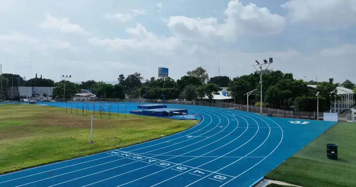 La mejora de la pista beneficiará a miles de deportistas y promoverá la actividad física en el parque.
