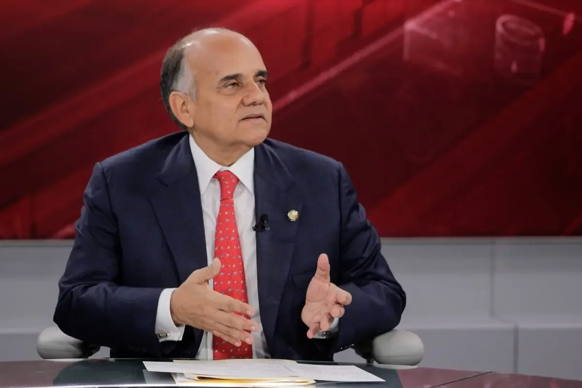 El PRI critica la estrategia del gobierno para igualar casos y distracción electoral.