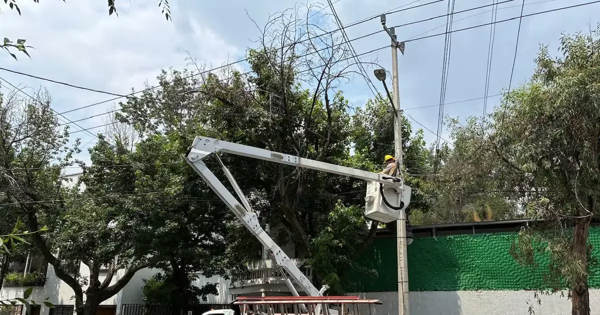 Un apagón programado afectará a Tlacuilotepec mientras se realizan mejoras eléctricas.