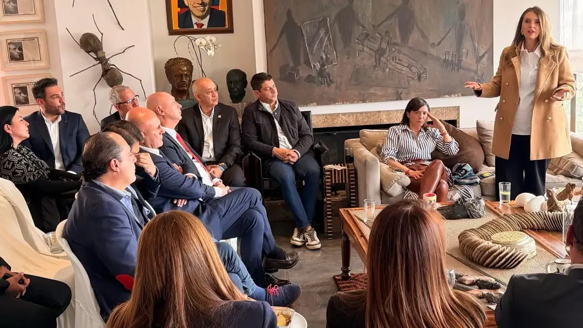 La candidata del Centro Democrático recibe respaldo clave antes de las elecciones presidenciales.