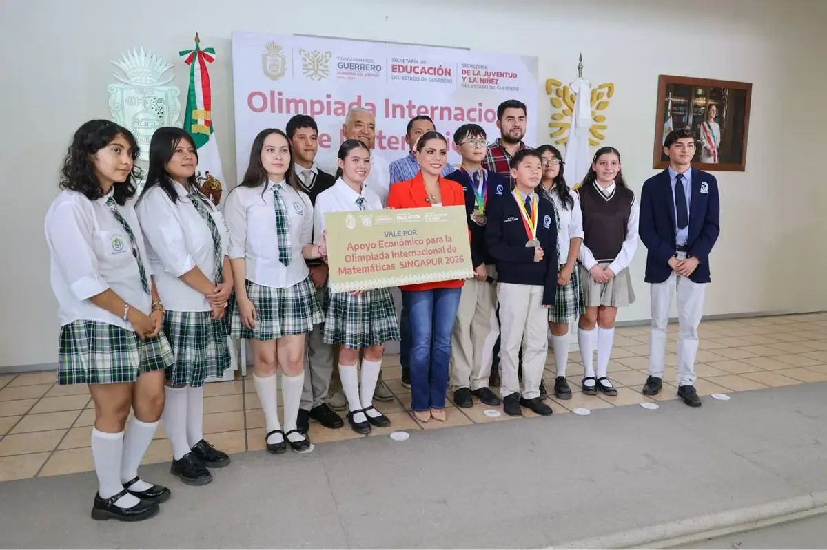 La gobernadora de Guerrero respalda a jóvenes matemáticos antes de la competencia internacional.