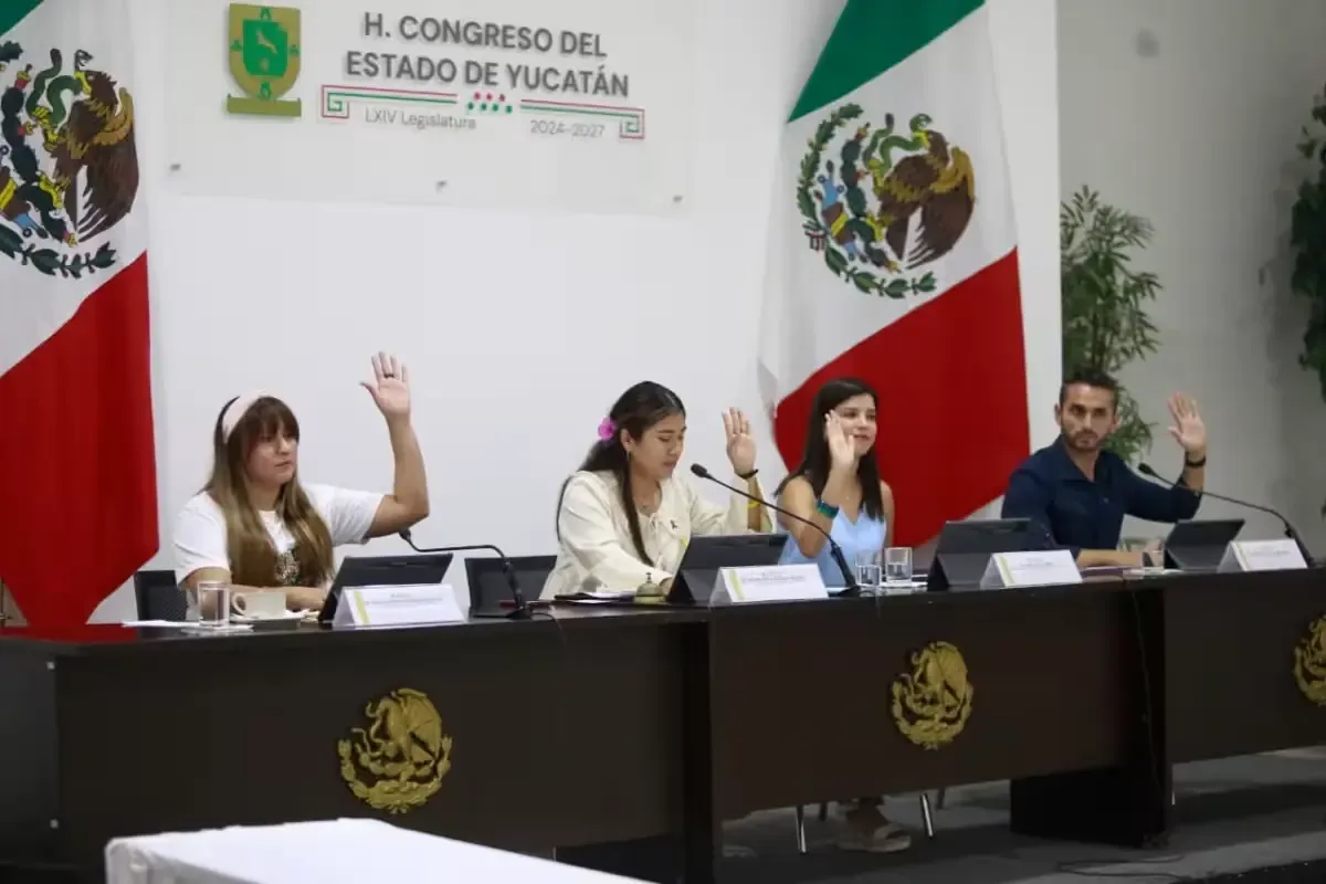 La distinción busca resaltar aportaciones significativas al desarrollo del estado.