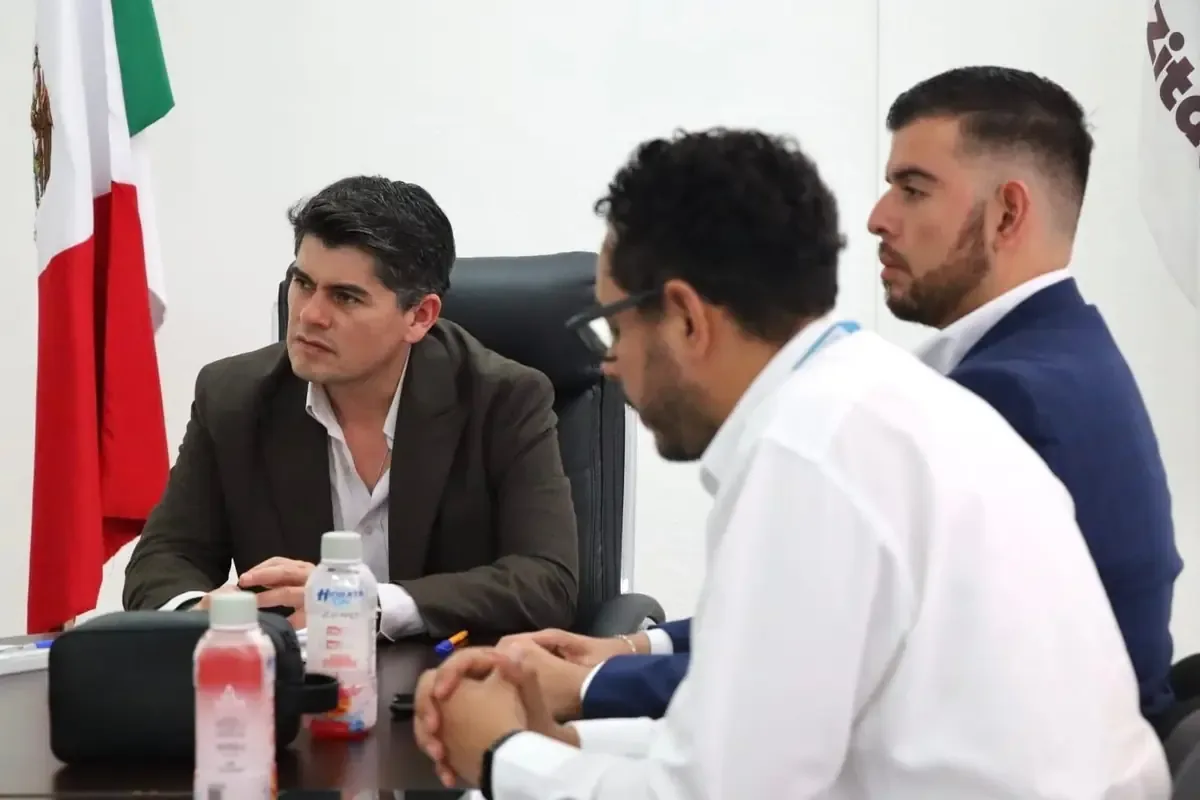 Se coordinarán esfuerzos para mejorar la cobertura eléctrica en comunidades marginadas de Michoacán.