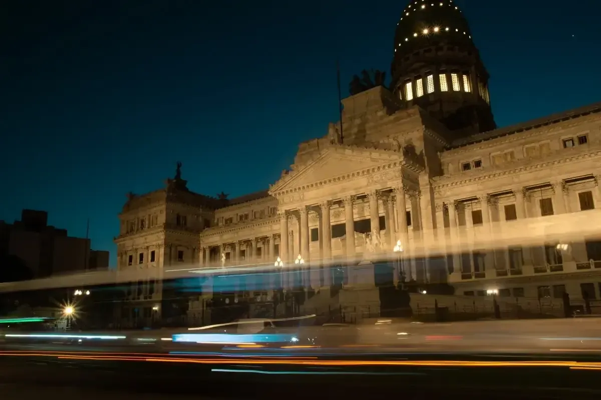 La reforma busca fortalecer la independencia financiera del Banco Central en Argentina.