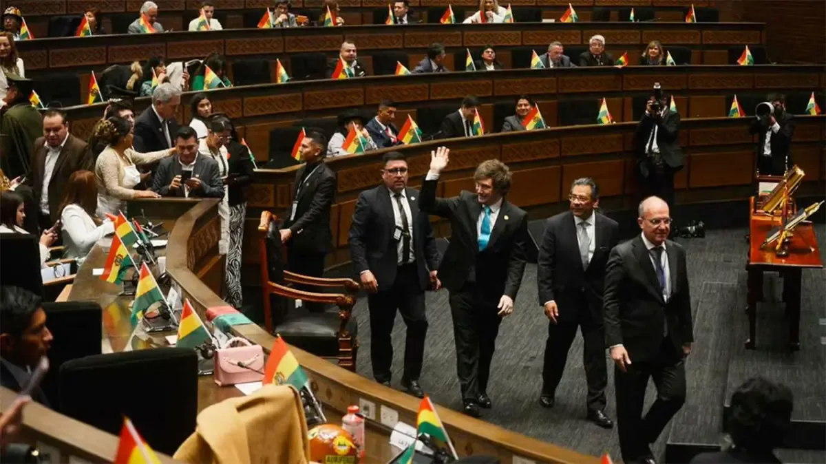 El Gobierno argentino monitorea el conflicto en Bolivia por posibles repercusiones en su frontera.