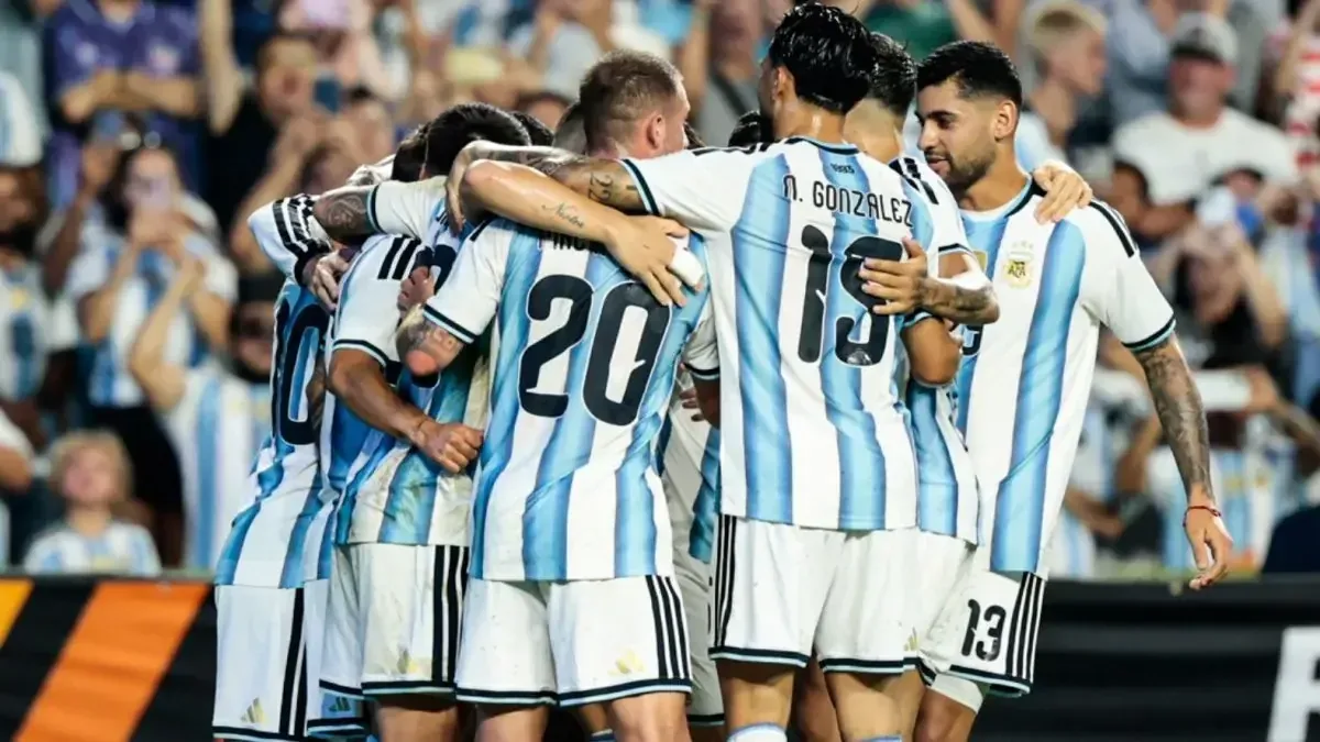 La selección albiceleste busca afinar detalles antes del debut contra Argelia.