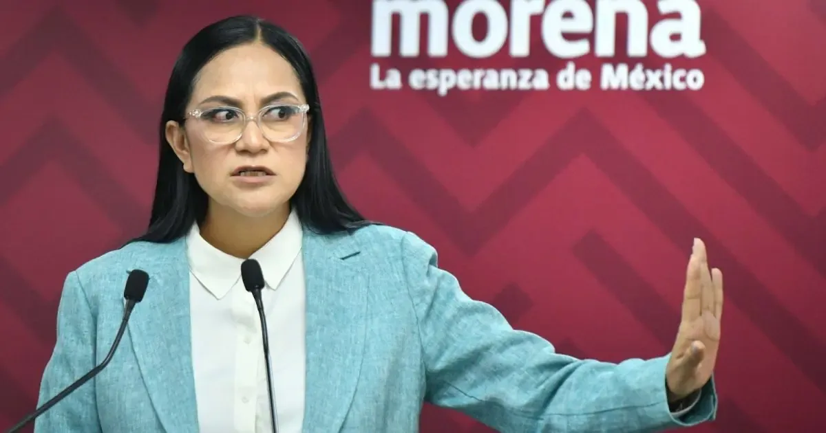 La líder de Morena denuncia la desesperación del bloque opositor previo a las elecciones.