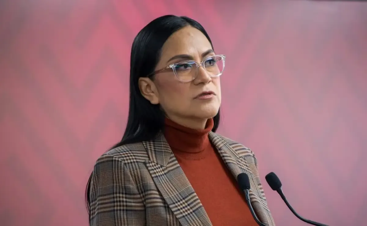 La dirigente de Morena condena la represión estatal y defiende la participación política en manifestaciones.