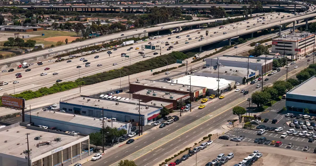 El crecimiento económico de Arizona y su papel logístico son clave para su relación con México.