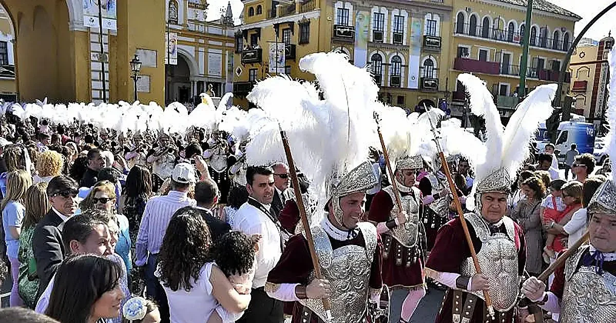 Se anticipa un cambio en las relaciones entre hermandades de Sevilla este Jueves Santo.