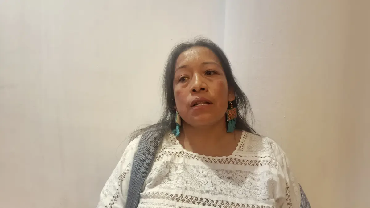 La artesana Mireya Guadalupe García aboga por el valor del trabajo manual en el próximo tianguis.