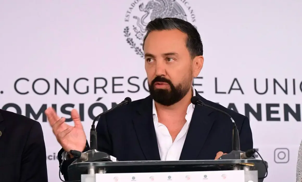 El diputado opta por fortalecer la unidad del movimiento y enfocarse en su trabajo en la alcaldía Cuauhtémoc.