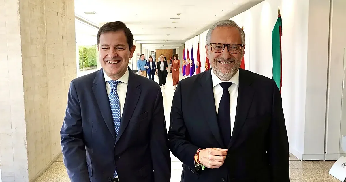 PP y Vox distribuyen competencias en un acuerdo que reafirma sus alianzas en la Junta.