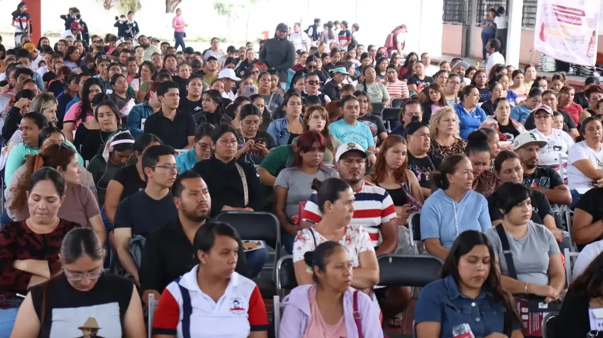 Se realizarán reuniones informativas en escuelas primarias y secundarias para familias en Michoacán.