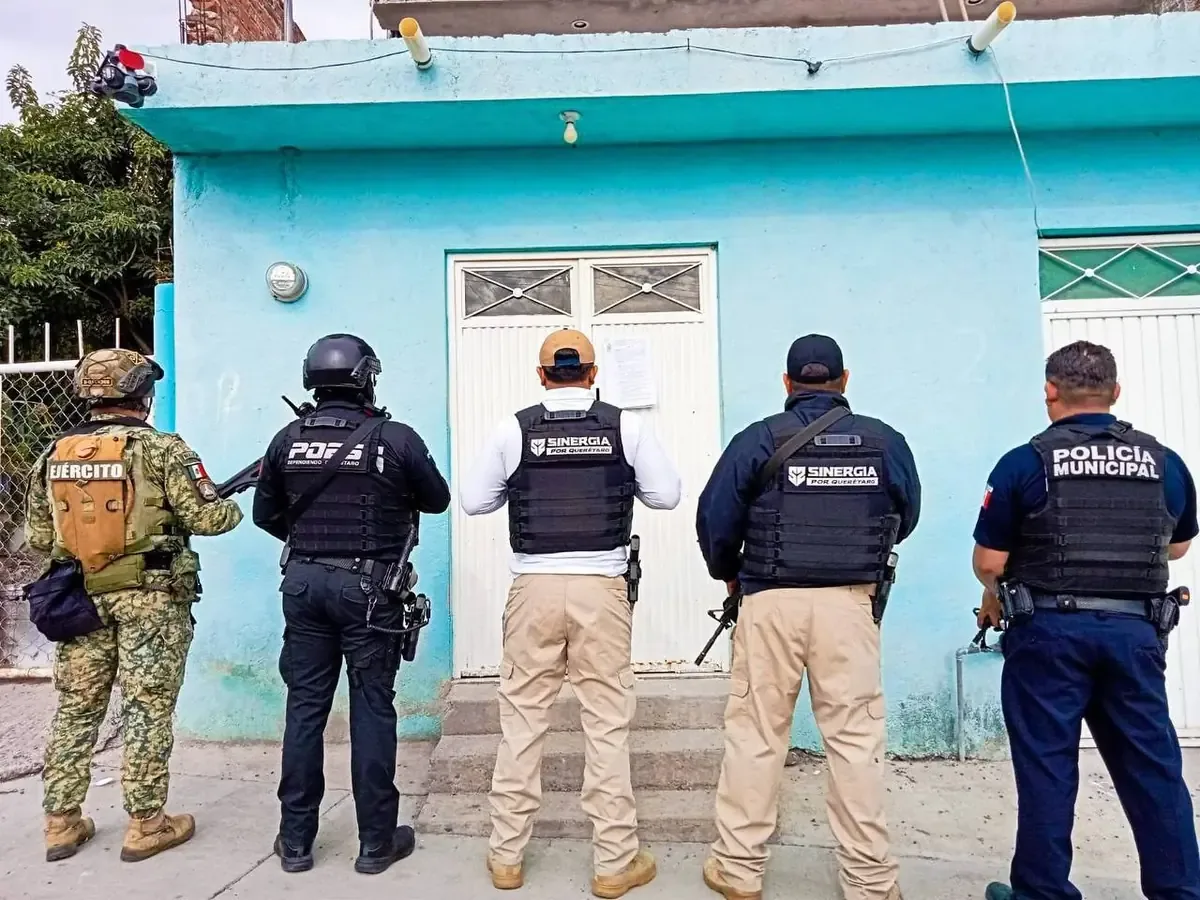 La Fiscalía General de Querétaro lleva a cabo diligencias por lesiones dolosas y obtiene indicios clave para la investigación.