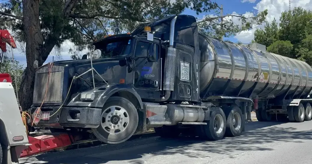 La Policía Federal Ministerial intensifica operativos contra el robo de combustible en el norte del país.
