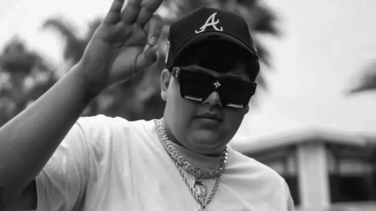 La música mexicana llora la trágica muerte de Mario Alberto Barreto, conocido como Degezeta.