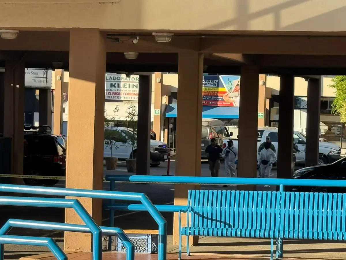 El ataque se registró en la colonia Gas y Anexas, donde los responsables huyeron en motocicleta.