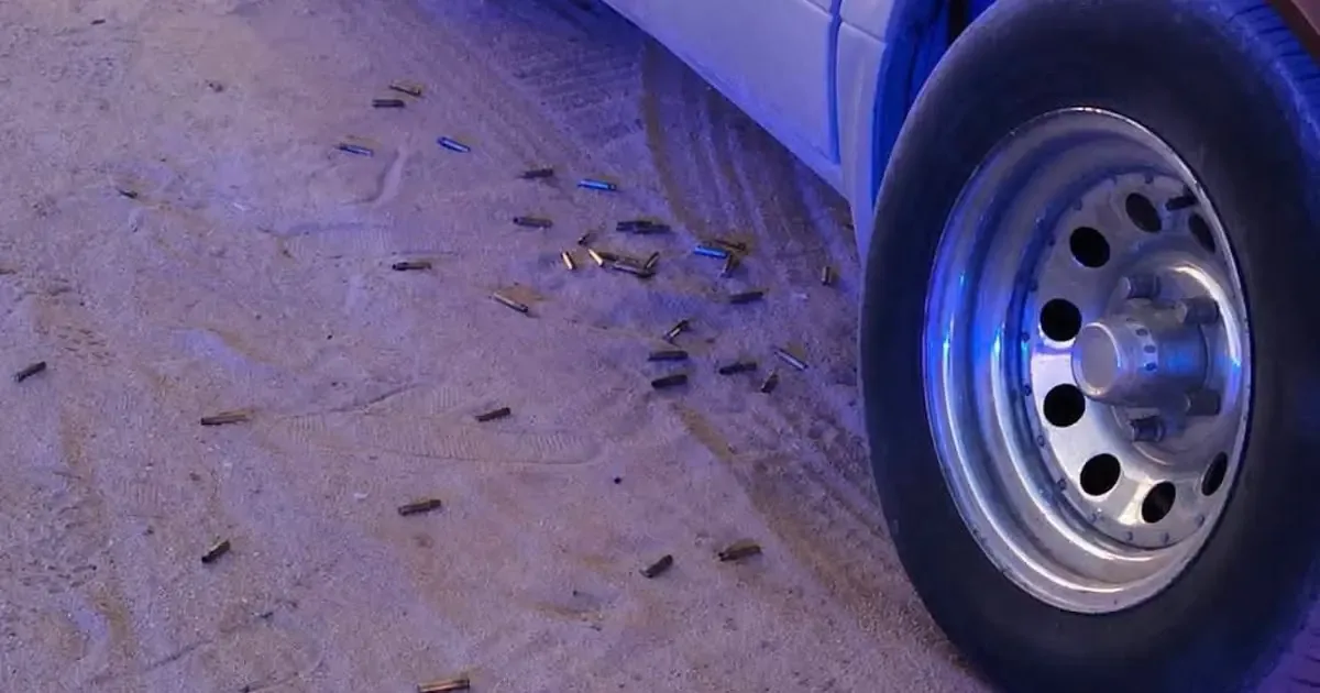 Un segundo ataque contra agentes de seguridad conmociona a Baja California tras el asesinato de un funcionario y su esposa.