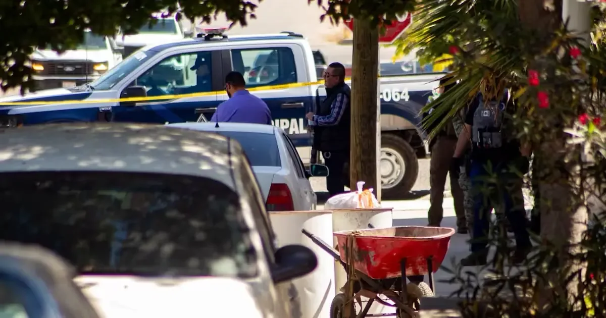 Un nuevo ataque armado se registra en Tecate, donde un hombre fue abatido mientras empujaba una carretilla.