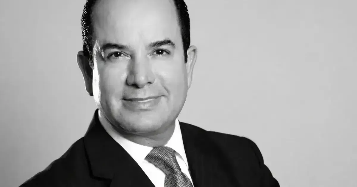 El crimen del exfuncionario ocurre mientras las autoridades investigan la seguridad en la región.