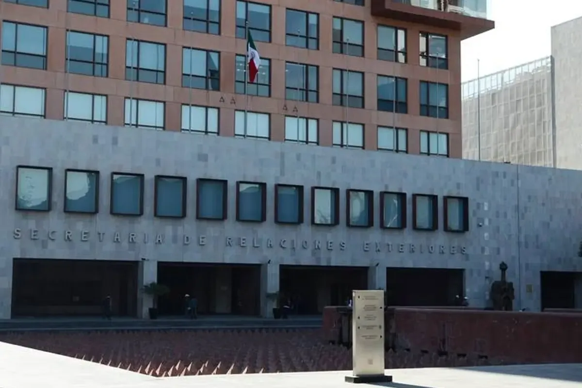 Los servicios de la SRE ayudan a mexicanos en situaciones críticas fuera de México.