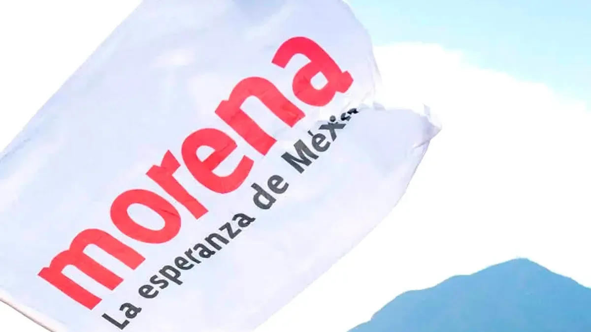 Los aspirantes solicitan condiciones de igualdad y critican el uso de recursos públicos durante la contienda.