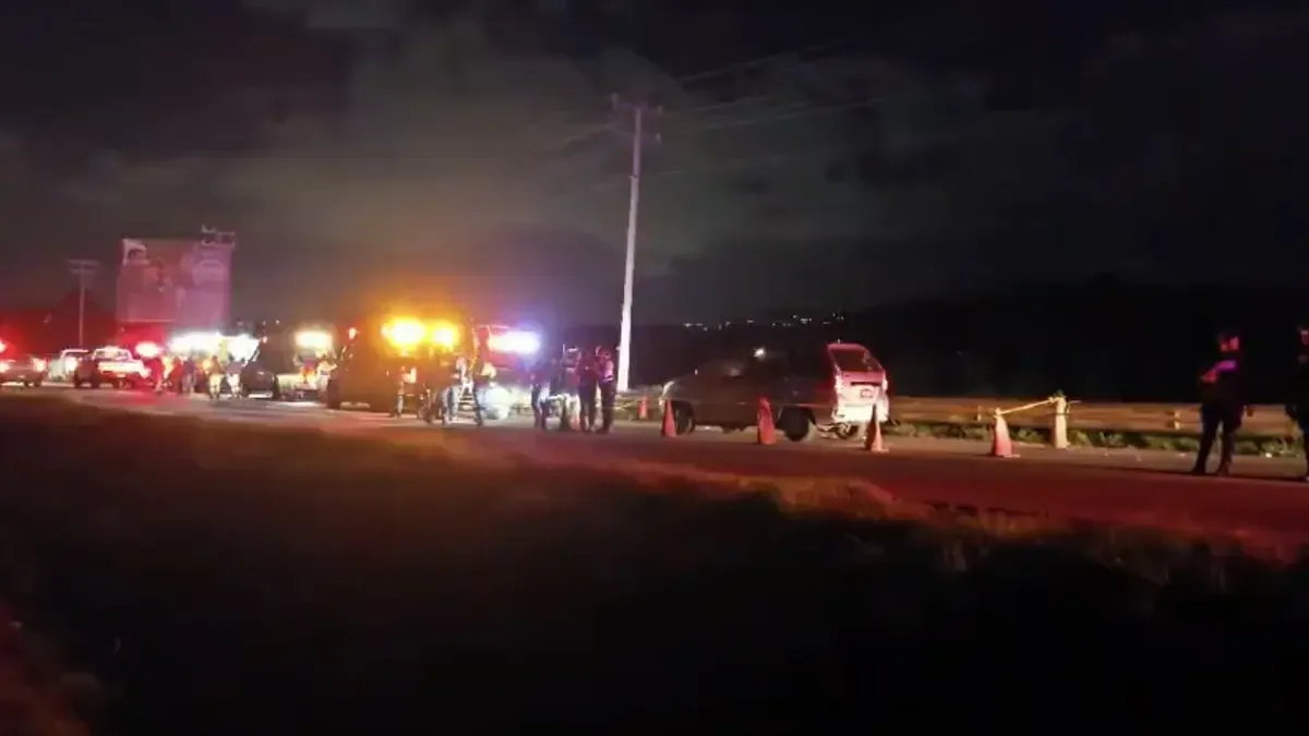 Un hombre falleció y tres más resultaron heridos en un ataque a una familia en Michoacán.