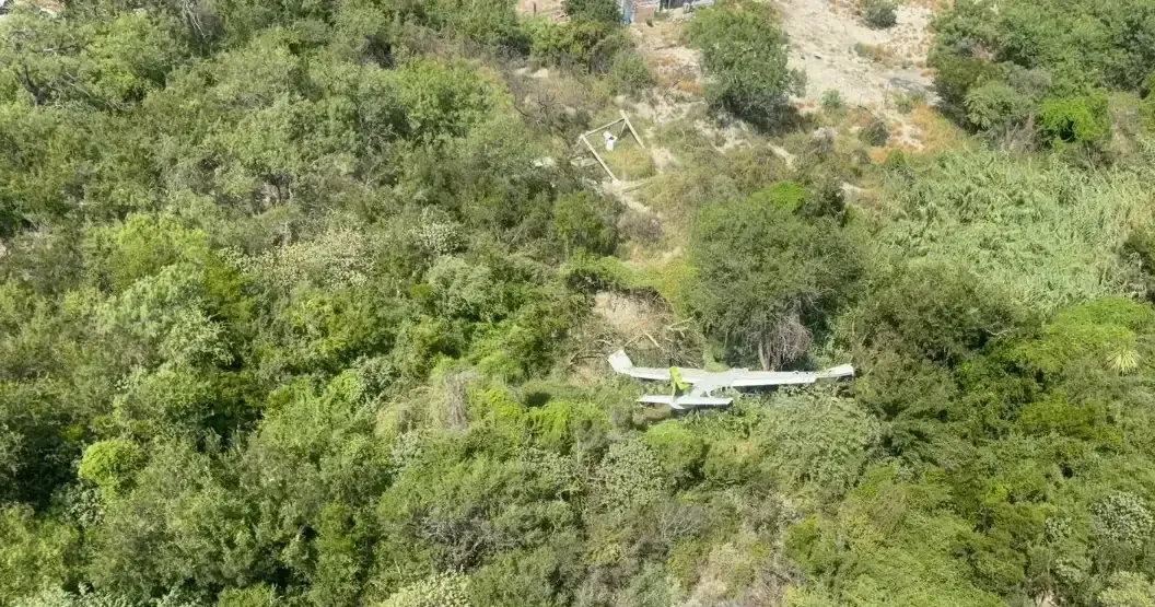 Una avioneta que volaba de Piedras Negras a Monterrey realizó un aterrizaje de emergencia en Zacatequitas debido a un paro de motor.