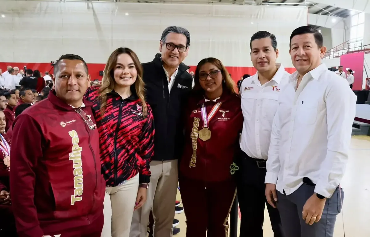 La ceremonia destacó la importancia del esfuerzo y la perseverancia de los atletas en su camino hacia el éxito.